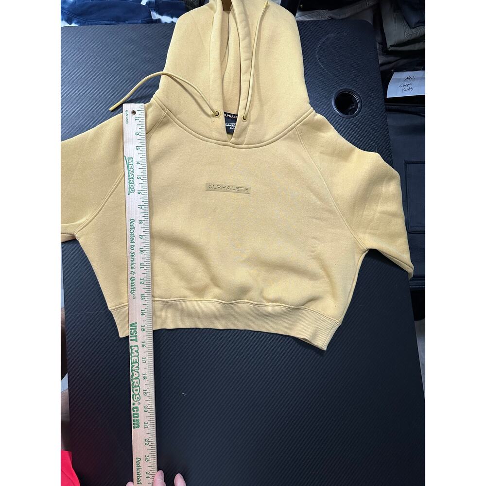 Alphalete Crop Hoodie Gold Size Small Cozy Fleece Chest Spellout Logo - Picture 5 of 9